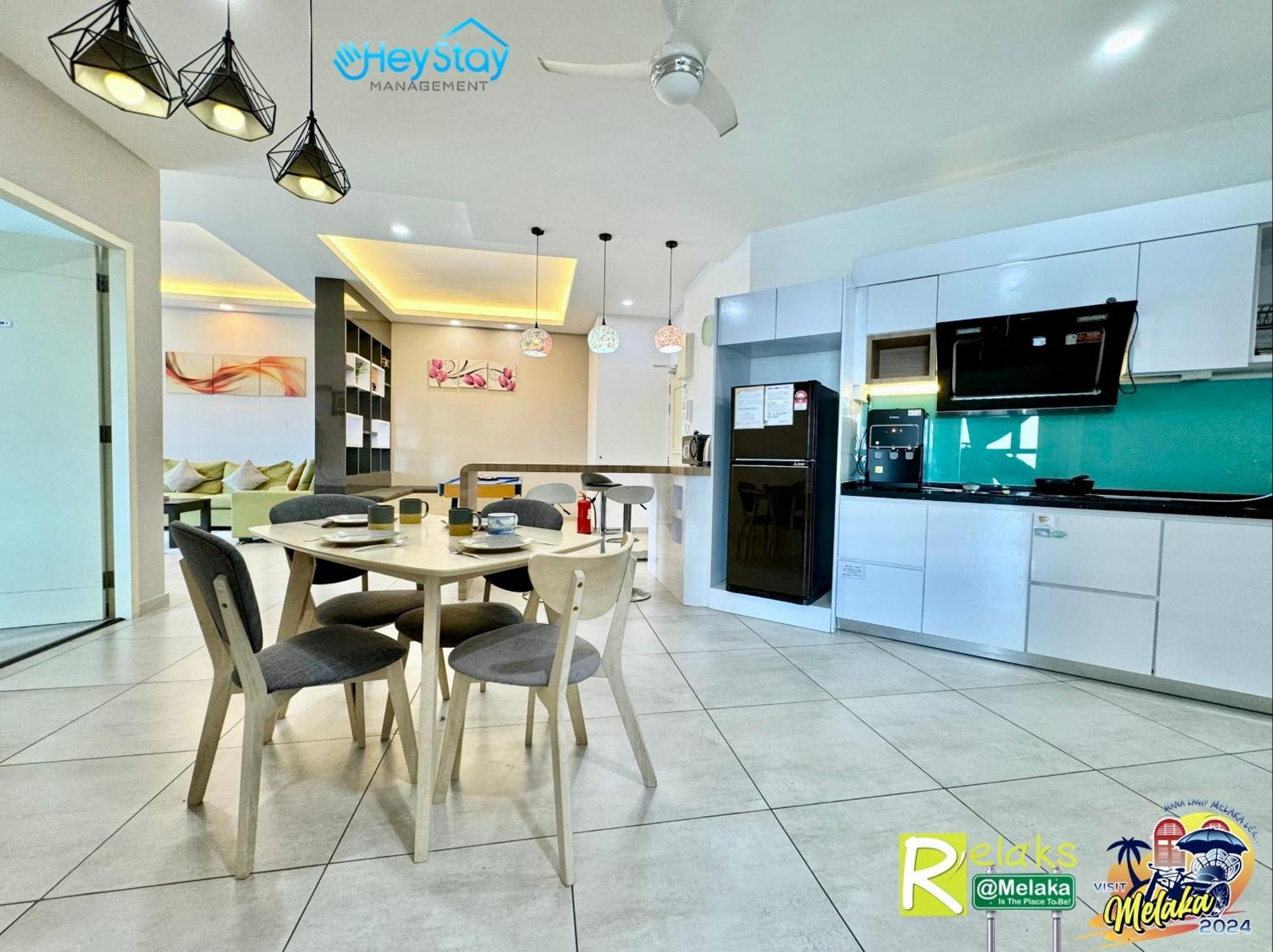 Atlantis Residences Melaka By Heystay Management Extérieur photo