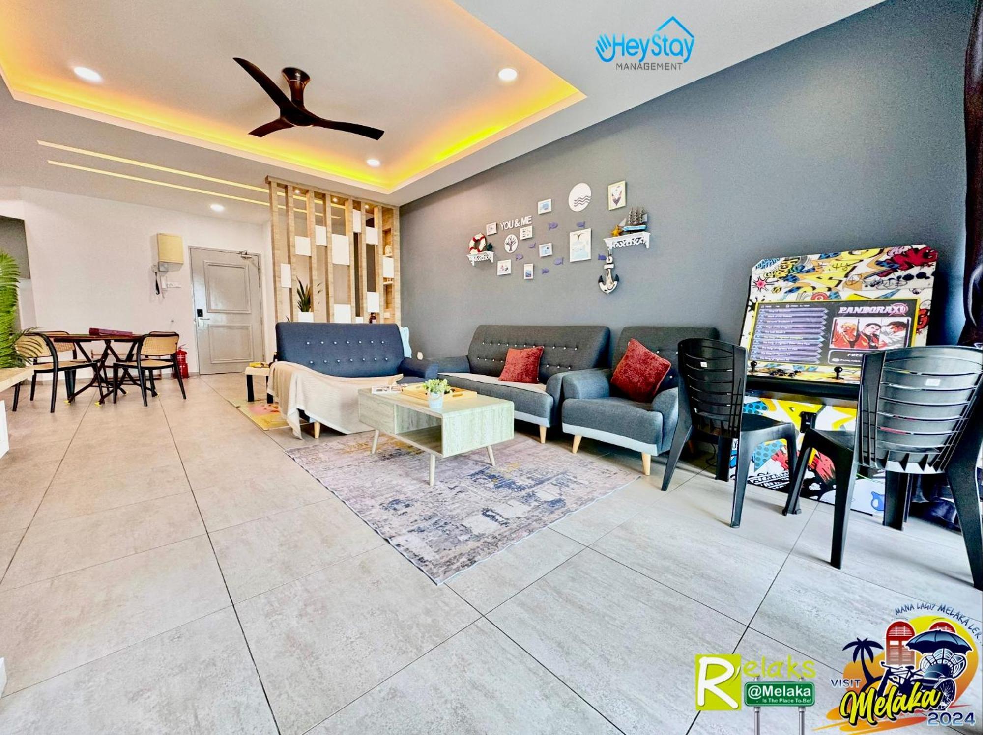 Atlantis Residences Melaka By Heystay Management Extérieur photo