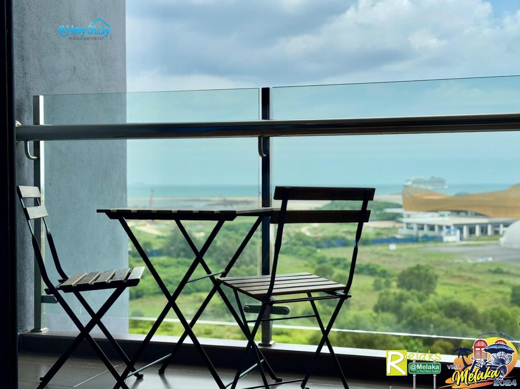 Atlantis Residences Melaka By Heystay Management Extérieur photo